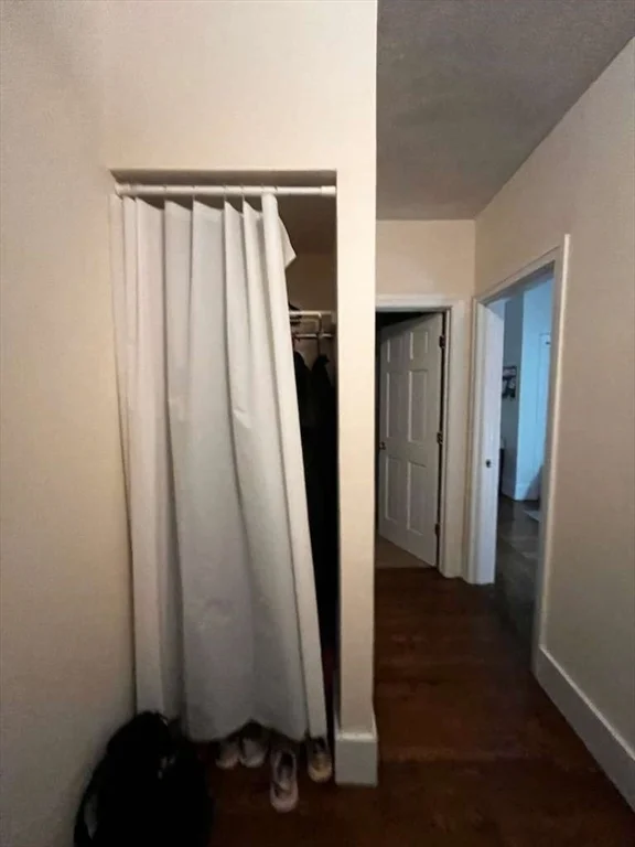 3 bed, 1 bath apartment for rent at 452 Park Dr Unit 4, Fenway — photo 7 of 14