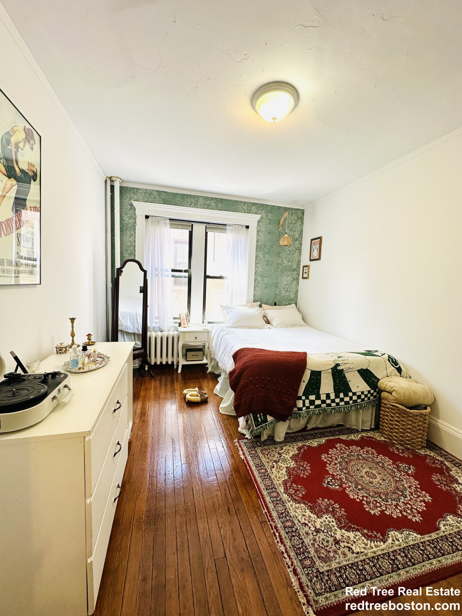 3 bed, 1 bath apartment for rent at 452 Park Dr Unit 6, Fenway — photo 9 of 19
