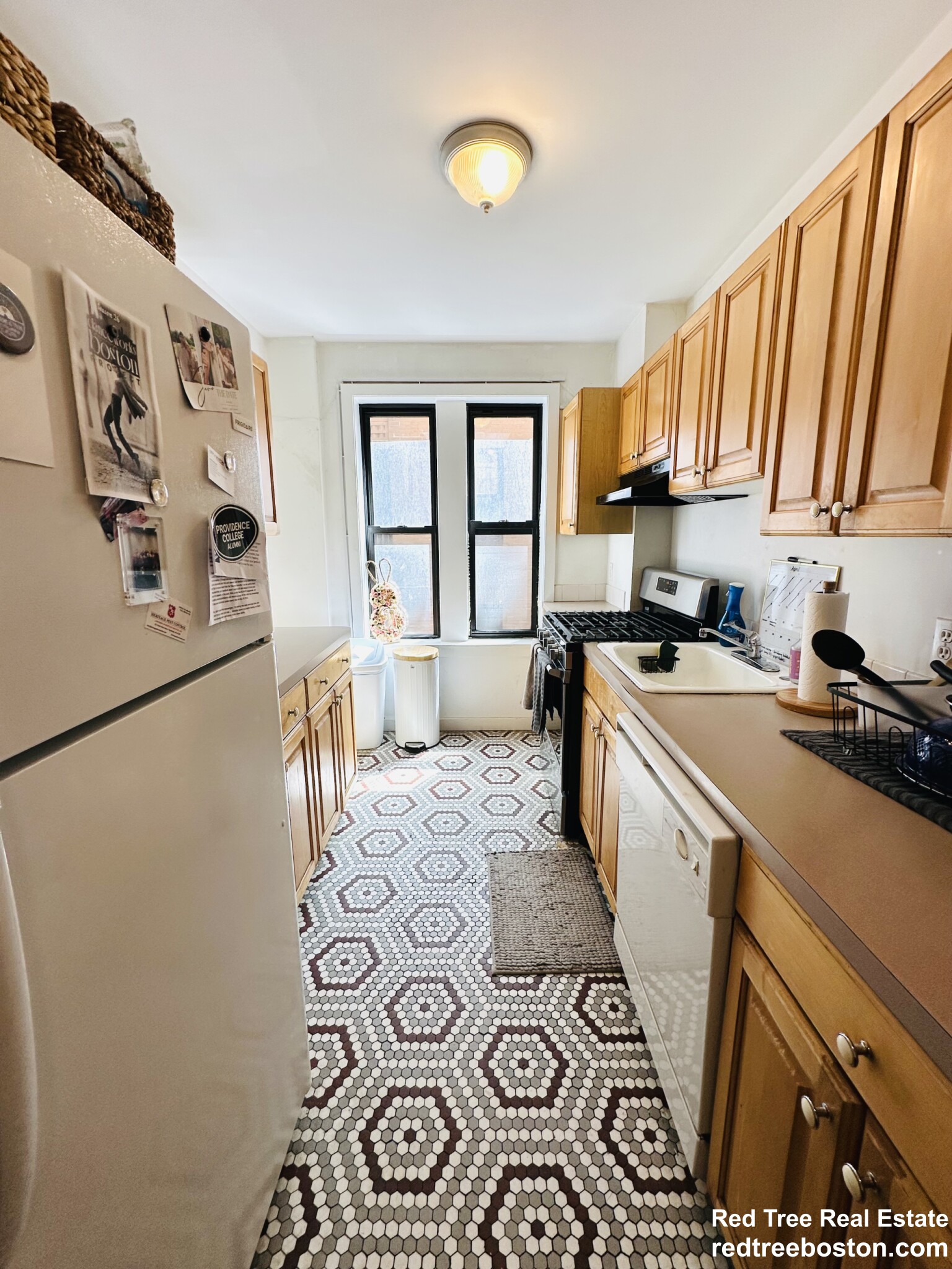 3 bed, 1 bath apartment for rent at 452 Park Dr Unit 6, Fenway — photo 6 of 19