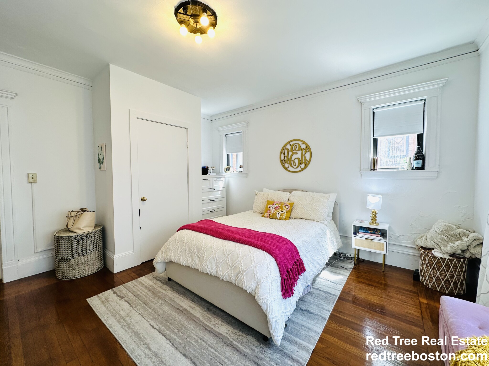 3 bed, 1 bath apartment for rent at 452 Park Dr Unit 6, Fenway — photo 2 of 19