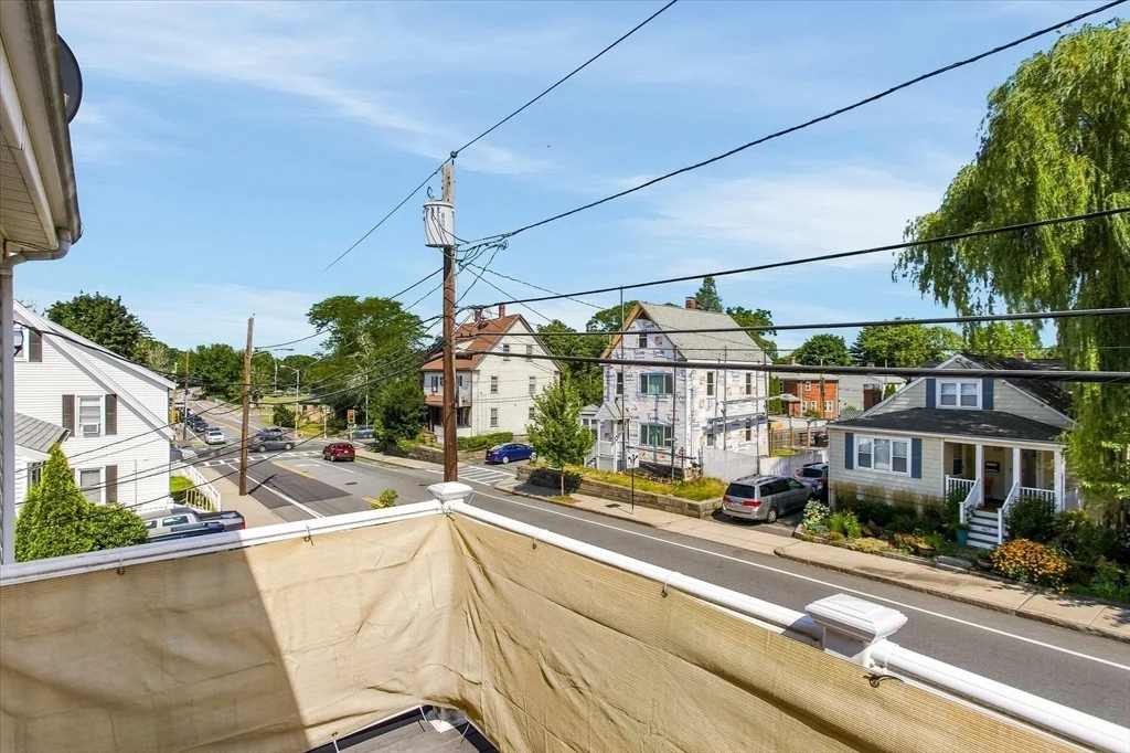 4 bed, 2 bath apartment for rent at 452 Quarry St Unit 452, Quincy — photo 19 of 36