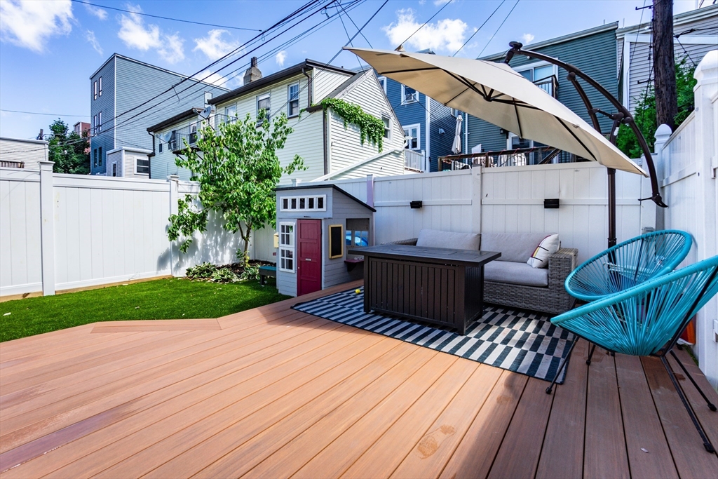 4 bed, 3 bath apartment for rent at 452 W Fourth Unit 0, South Boston — photo 39 of 41