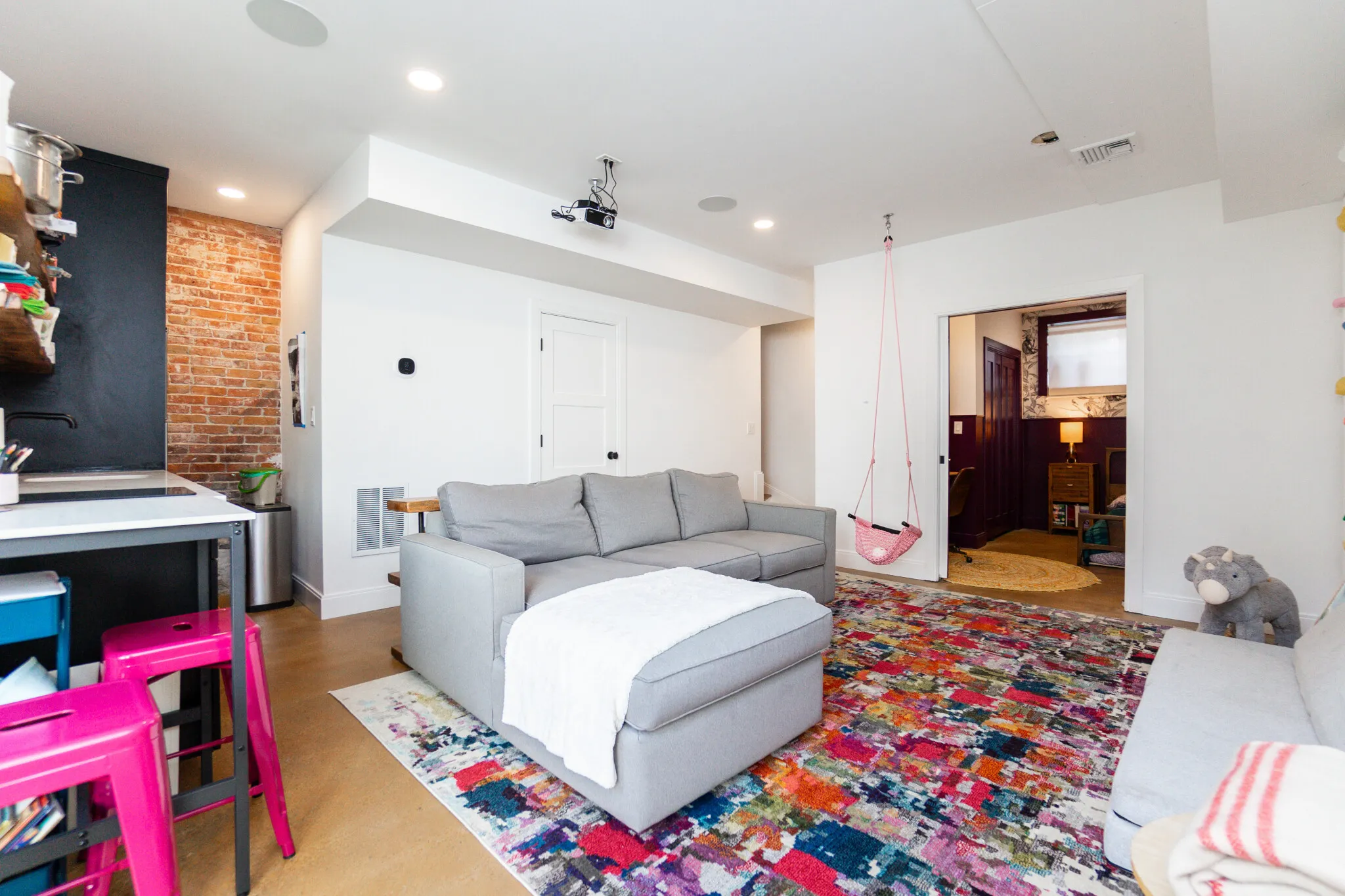 4 bed, 3.5 bath apartment for rent at 452 W Fourth Unit 452, South Boston — photo 43 of 51