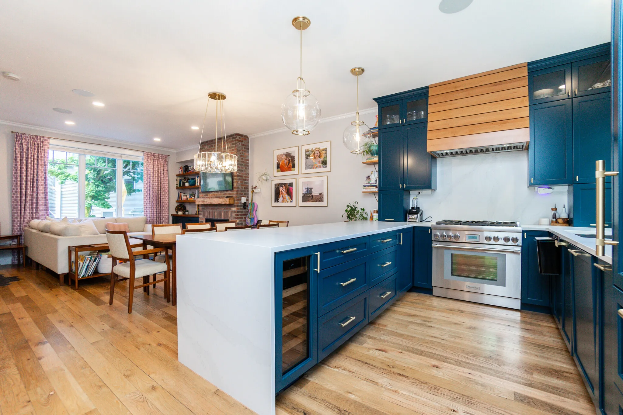 4 bed, 3.5 bath apartment for rent at 452 W Fourth Unit 452, South Boston — photo 9 of 51