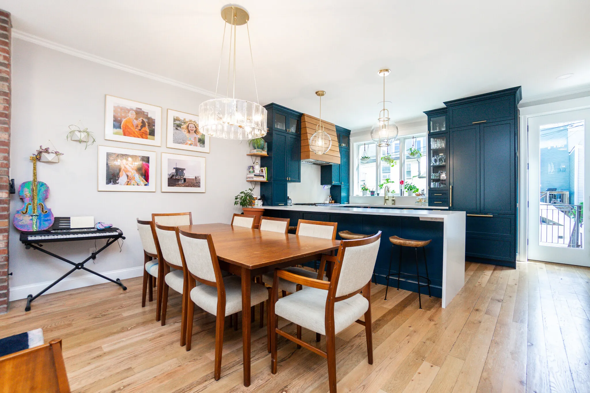 4 bed, 3.5 bath apartment for rent at 452 W Fourth Unit 452, South Boston — photo 3 of 51