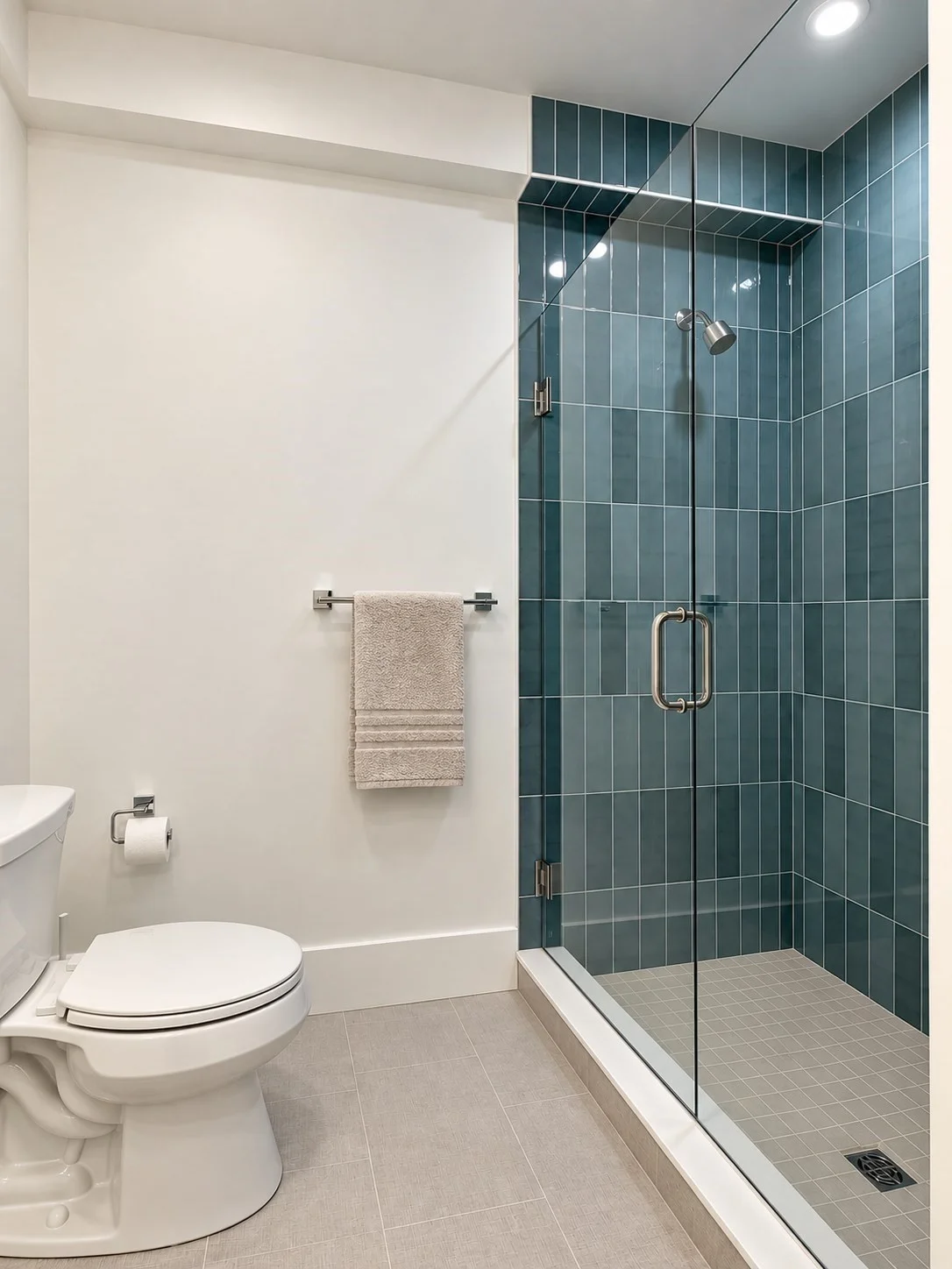 4 bed, 4+ bath apartment for rent at 453 Albemarle Rd Unit 453, Newtonville — photo 10 of 21
