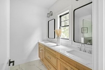 4 bed, 4+ bath apartment for rent at 453 Albemarle Unit 453, Newton — photo 12 of 25