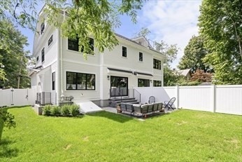 4 bed, 4+ bath apartment for rent at 453 Albemarle Unit 453, Newton — photo 24 of 25