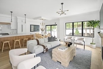 4 bed, 4+ bath apartment for rent at 453 Albemarle Unit 453, Newton