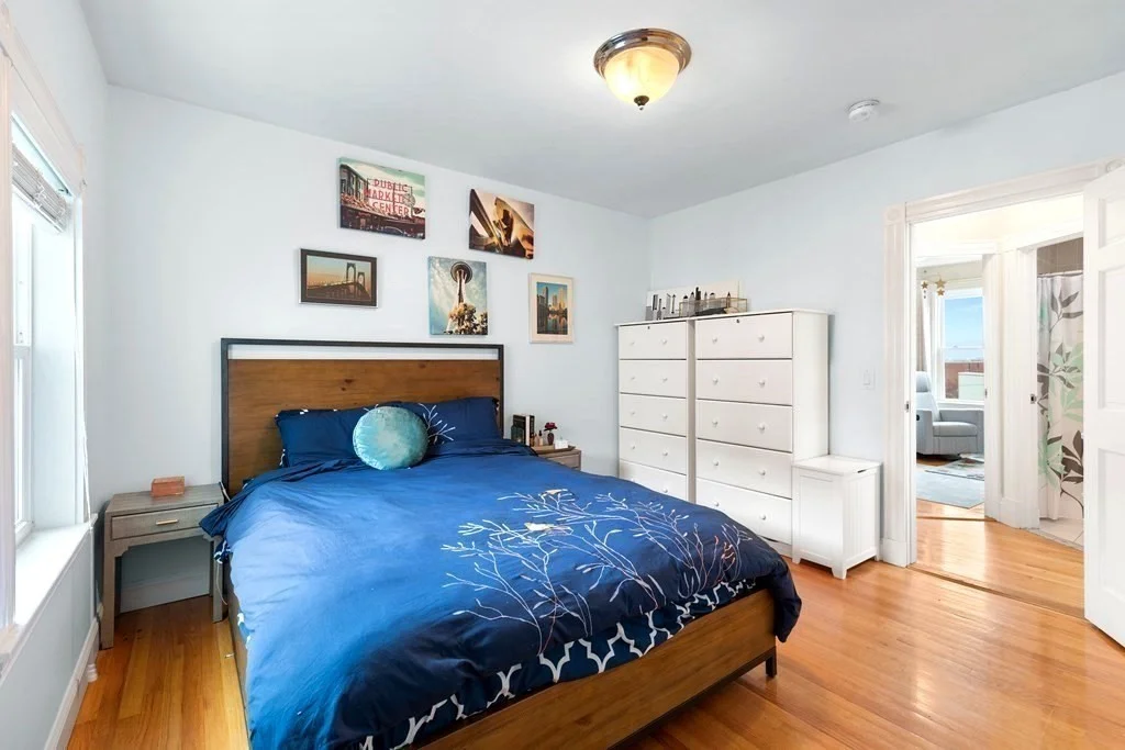 3 bed, 2 bath apartment for rent at 453 E 6th St, South Boston — photo 4 of 12