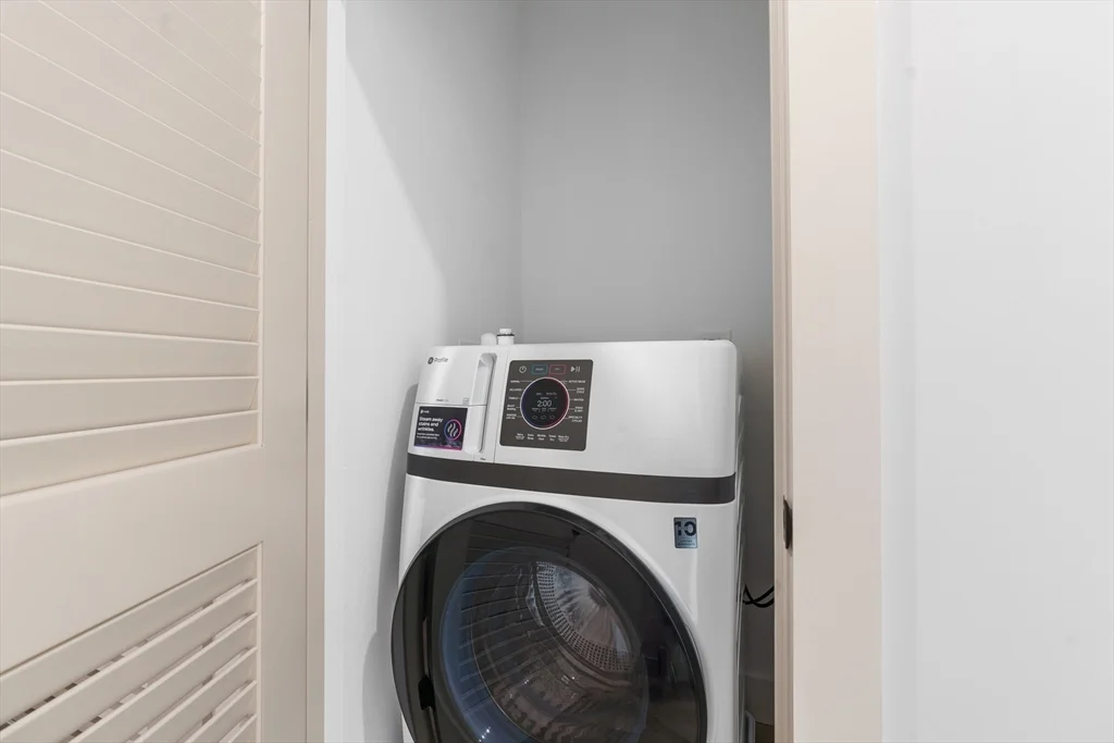 2 bed, 2 bath apartment for rent at 453 Franklin St Unit 207, Melrose — photo 8 of 14