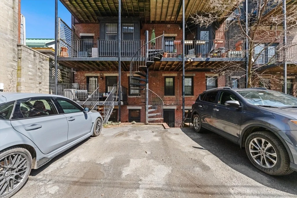 2 bed, 2 bath apartment for rent at 453 Massachusetts Ave Unit 1, Roxbury — photo 31 of 35