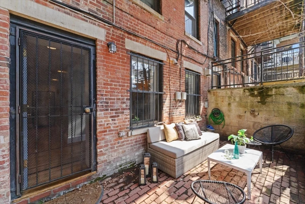 2 bed, 2 bath apartment for rent at 453 Massachusetts Ave Unit 1, Roxbury — photo 30 of 35