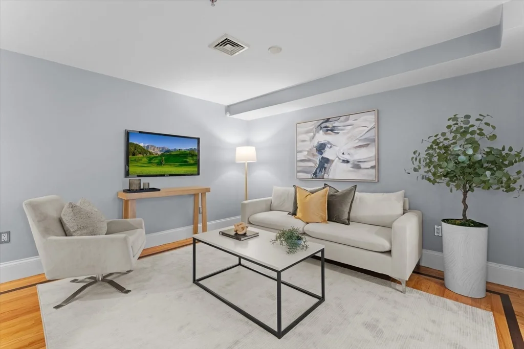 2 bed, 2 bath apartment for rent at 453 Massachusetts Ave Unit 1, Roxbury — photo 3 of 35