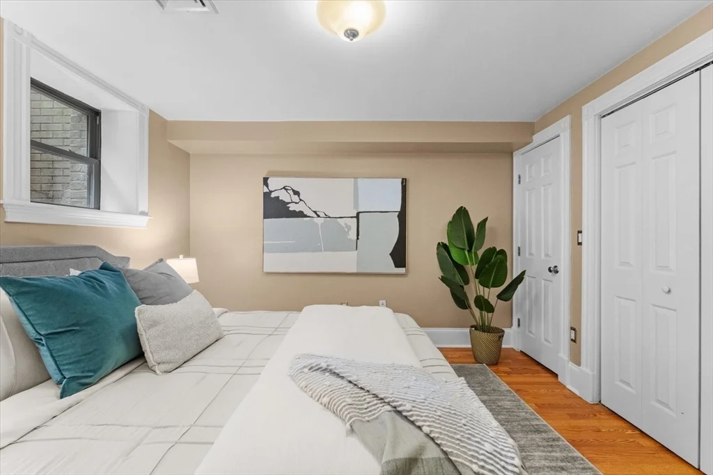 2 bed, 2 bath apartment for rent at 453 Massachusetts Ave Unit 1, Roxbury — photo 24 of 35