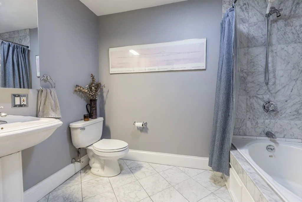 1 bed, 1 bath apartment for rent at 453 Massachusetts Ave Unit 7, Roxbury — photo 4 of 7