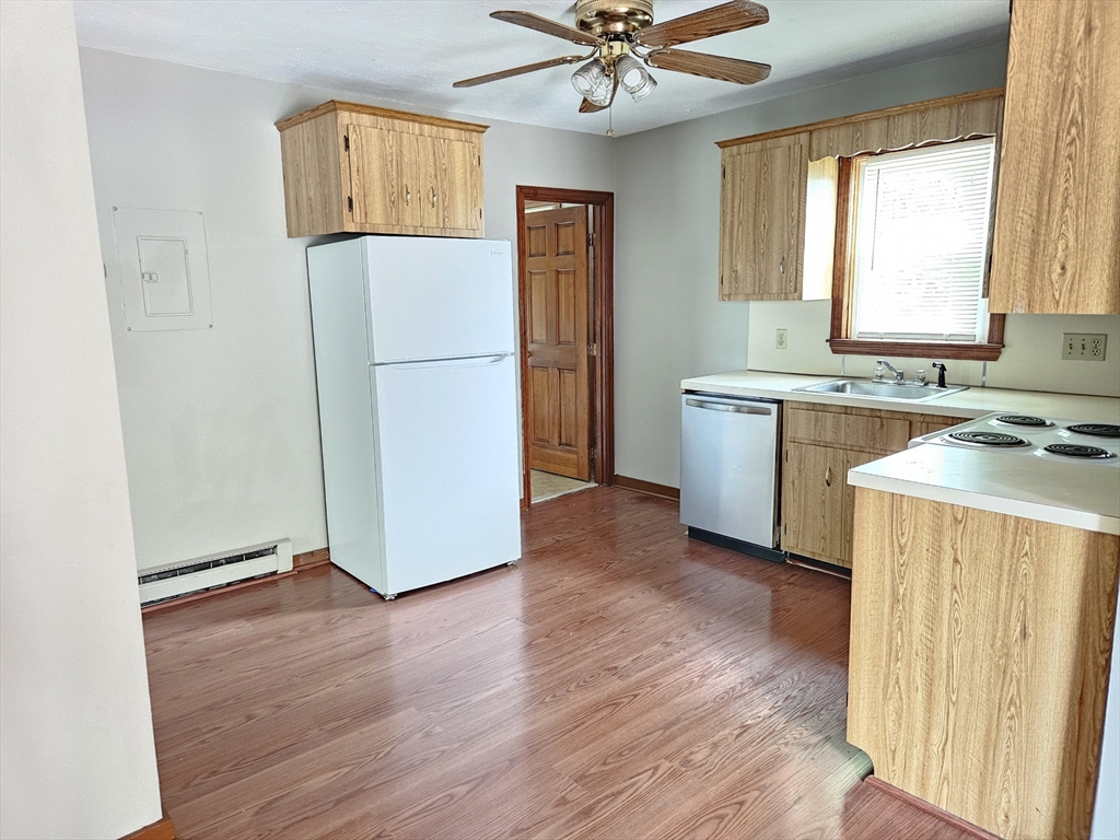 2 bed, 1 bath apartment for rent at 453 Pond St Unit 2, Braintree — photo 9 of 20