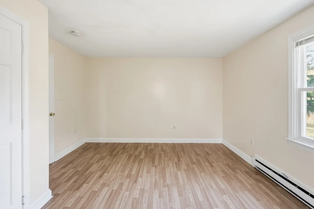 2 bed, 1 bath apartment for rent at 453 Pond St Unit 3, Braintree — photo 9 of 17