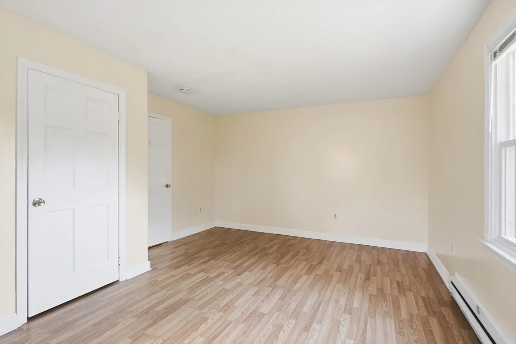 2 bed, 1 bath apartment for rent at 453 Pond St Unit 3, Braintree — photo 11 of 17