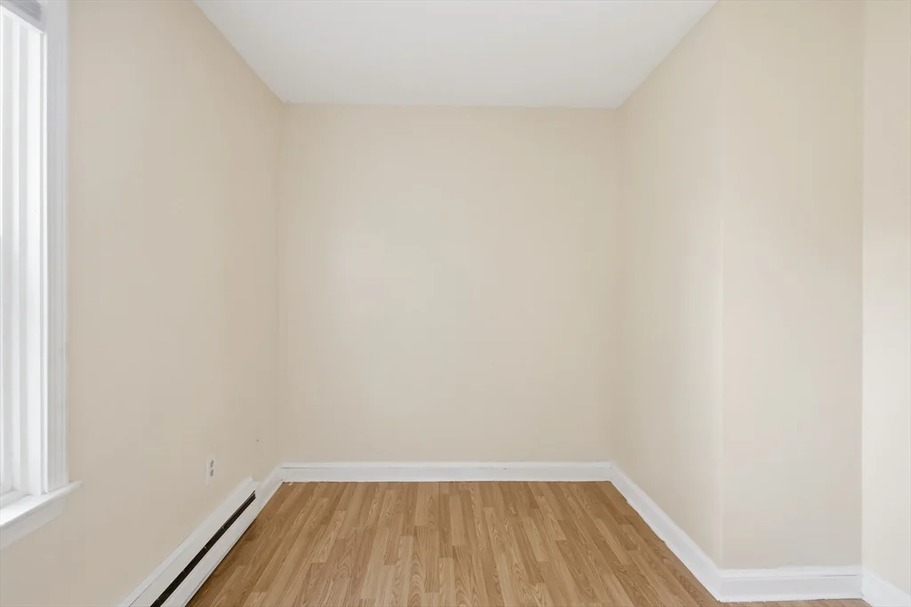 2 bed, 1 bath apartment for rent at 453 Pond St Unit 3, Braintree — photo 15 of 17