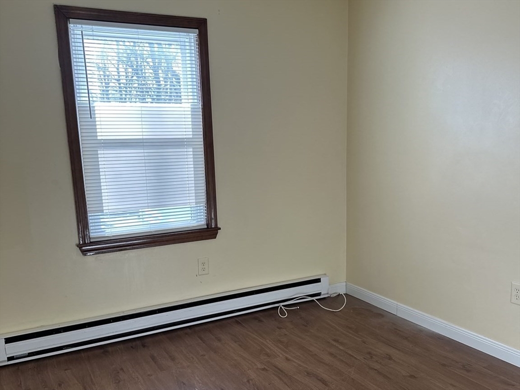 2 bed, 1 bath apartment for rent at 453 Pond Unit 1, Braintree — photo 7 of 9