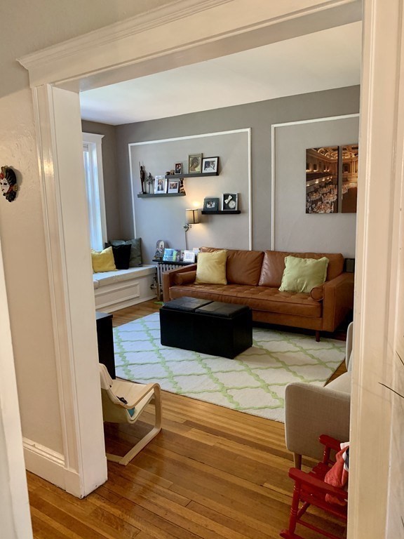 2 bed, 1 bath apartment for rent at 453 Washington St Unit 2, Brookline — photo 6 of 12