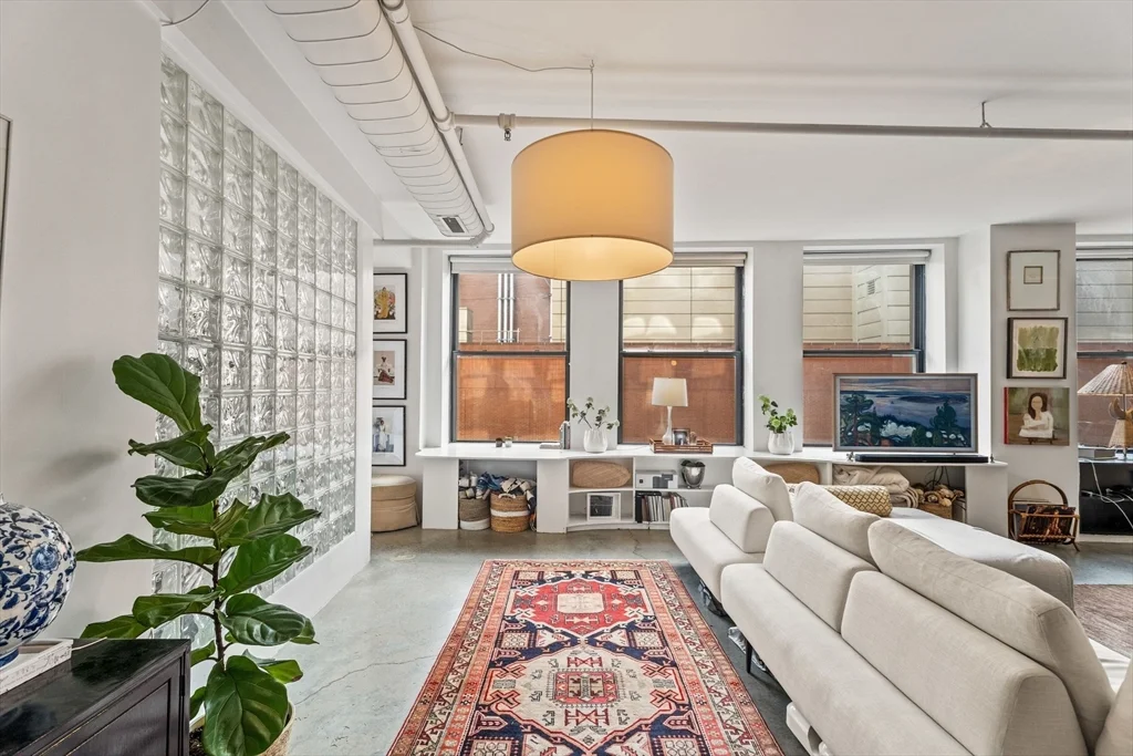 1 bed, 1 bath apartment for rent at 453 Washington St Unit 4B, Midtown — photo 3 of 31