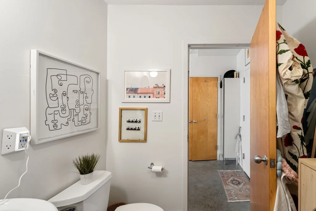 1 bed, 1 bath apartment for rent at 453 Washington St Unit 4B, Midtown — photo 23 of 31