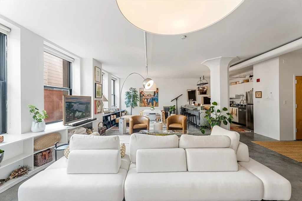 1 bed, 1 bath apartment for rent at 453 Washington St Unit 4B, Midtown — photo 4 of 31