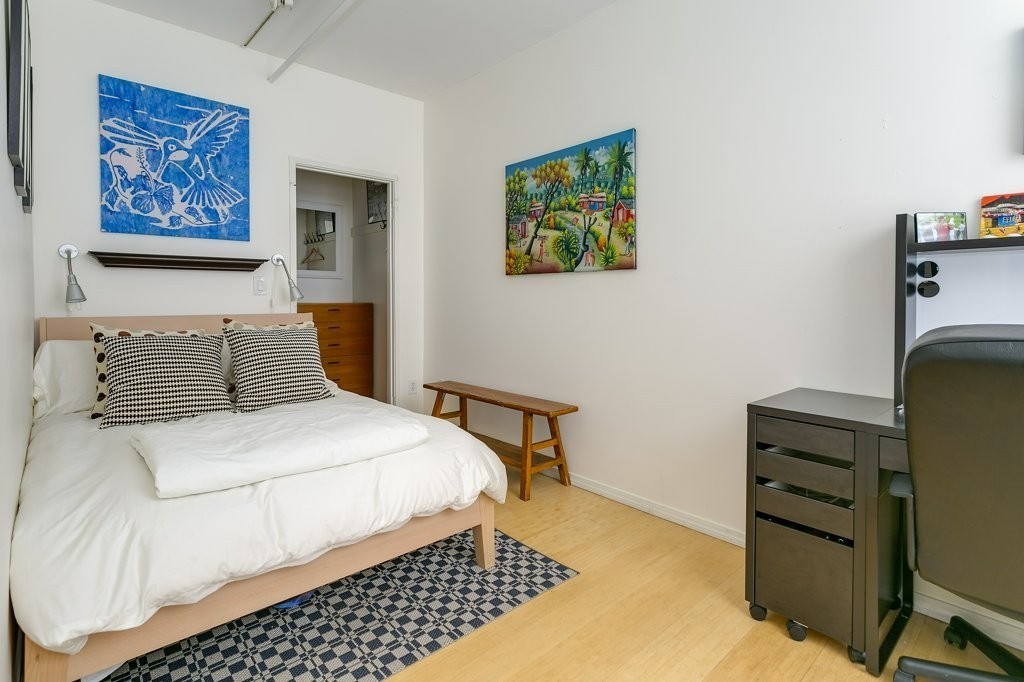 3 bed, 1 bath apartment for rent at 453 Washington St Unit 5D, Boston Downtown — photo 10 of 17