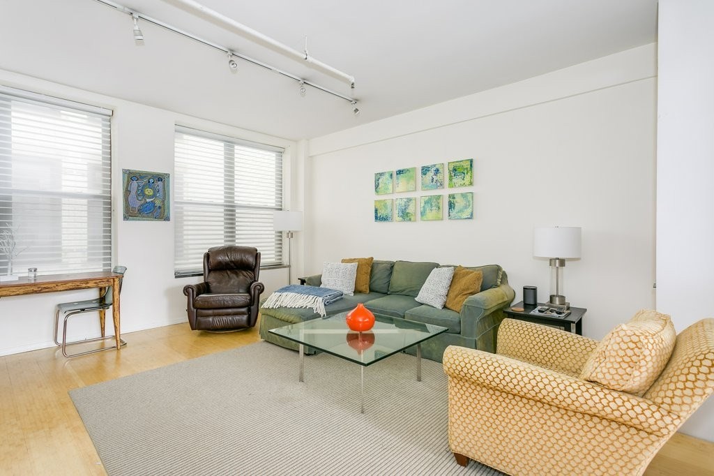 3 bed, 1 bath apartment for rent at 453 Washington St Unit 5D, Boston Downtown — photo 17 of 17