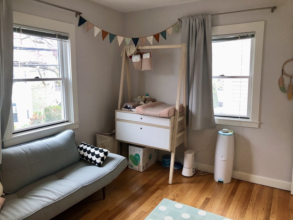 2 bed, 1 bath apartment for rent at 454 Franklin St Unit 454, Riverside — photo 16 of 17