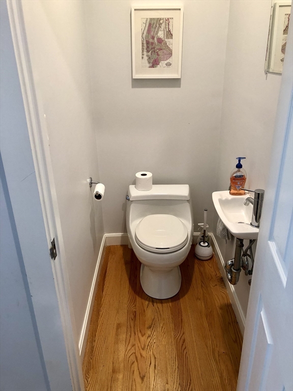 2 bed, 1 bath apartment for rent at 454 Franklin St Unit 454, Riverside — photo 6 of 17