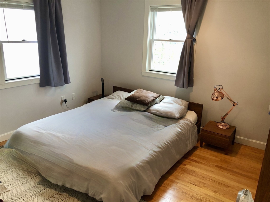 2 bed, 1 bath apartment for rent at 454 Franklin St Unit 454, Riverside — photo 12 of 17