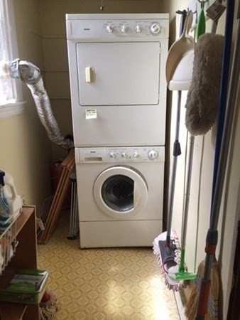 1 bed, 1 bath apartment for rent at 454 Green St Unit 1, Riverside — photo 10 of 15