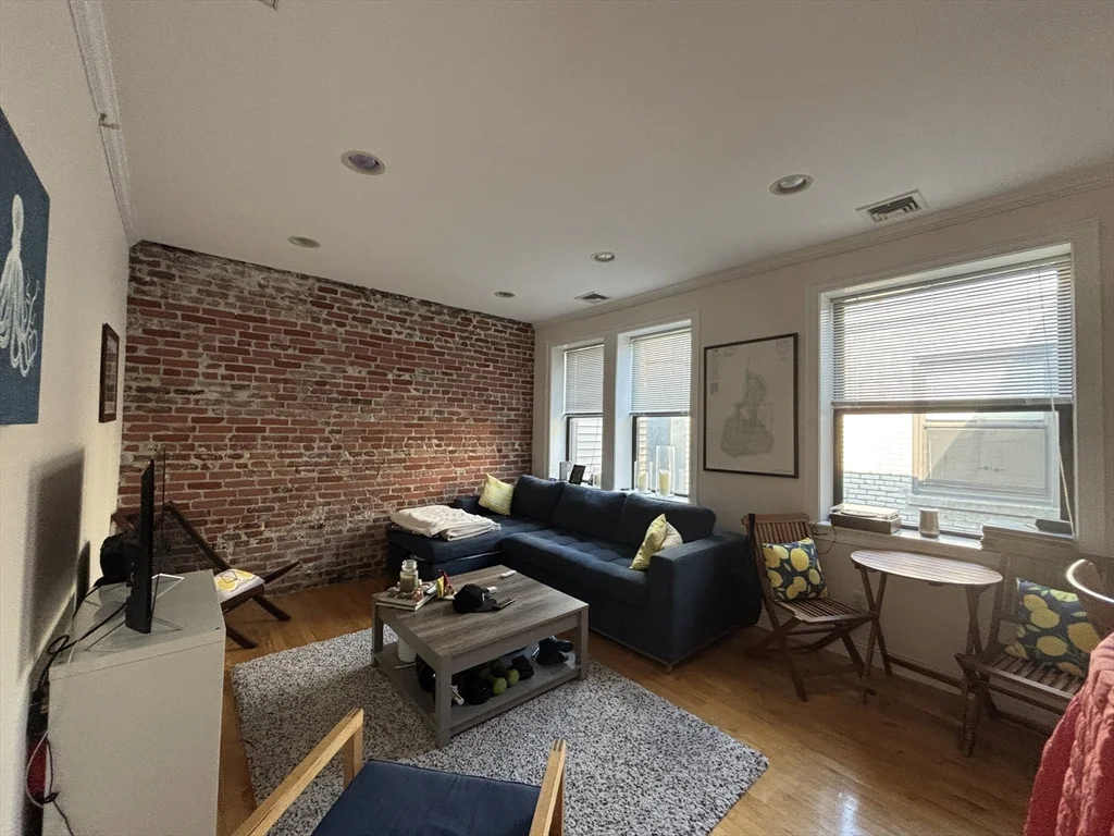1 bed, 1 bath apartment for rent at 454 Hanover St Unit 8, North End — photo 3 of 7