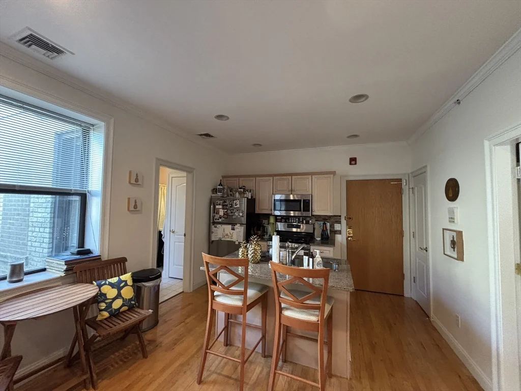 1 bed, 1 bath apartment for rent at 454 Hanover St Unit 8, North End — photo 1 of 7