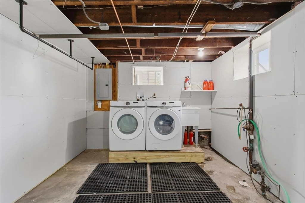 2 bed, 1 bath apartment for rent at 454 Quarry St Unit 454, Quincy — photo 22 of 29