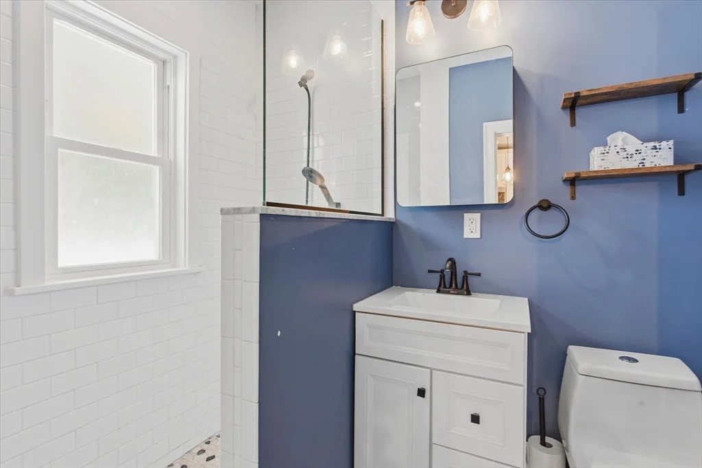 2 bed, 1 bath apartment for rent at 454 Quarry St Unit 454, Quincy — photo 7 of 29