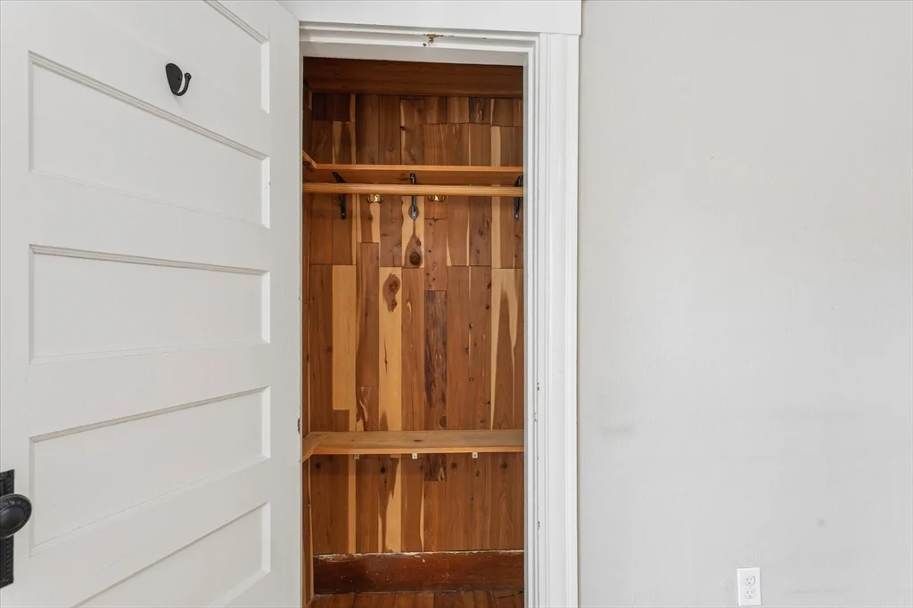 2 bed, 1 bath apartment for rent at 454 Quarry St Unit 454, Quincy — photo 16 of 29