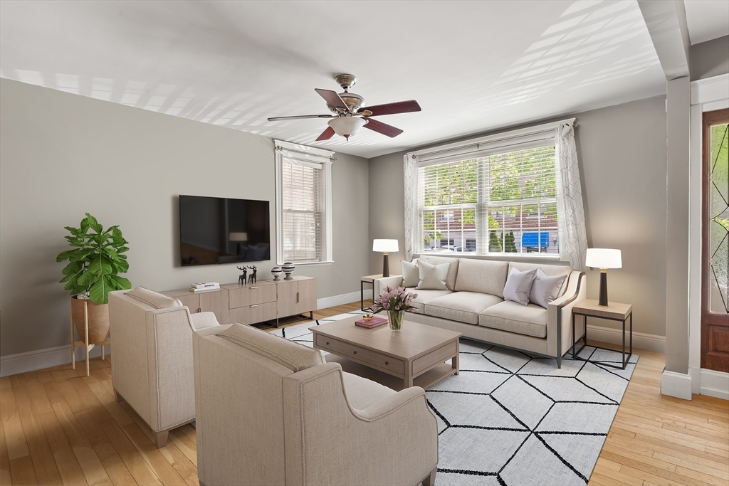 4 bed, 2 bath apartment for rent at 454 W 4th St, South Boston — photo 3 of 15