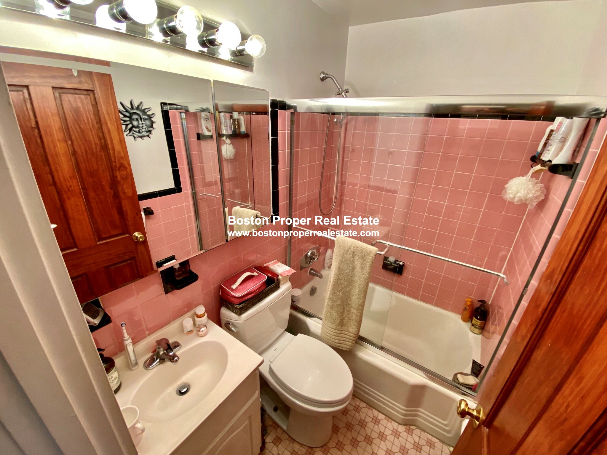 1 bed, 1 bath apartment for rent at 455 Beacon St Unit 3, Back Bay — photo 3 of 13