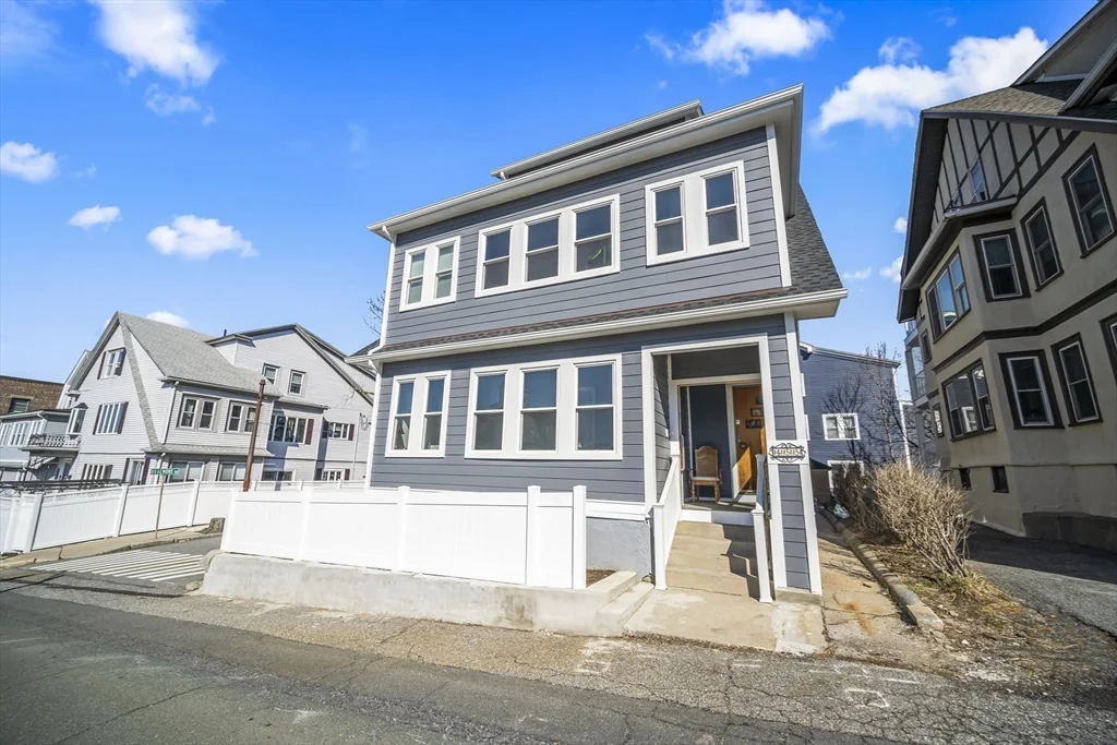 4 bed, 2 bath apartment for rent at 455 Broadway Unit 2, Winter Hill — photo 1 of 30