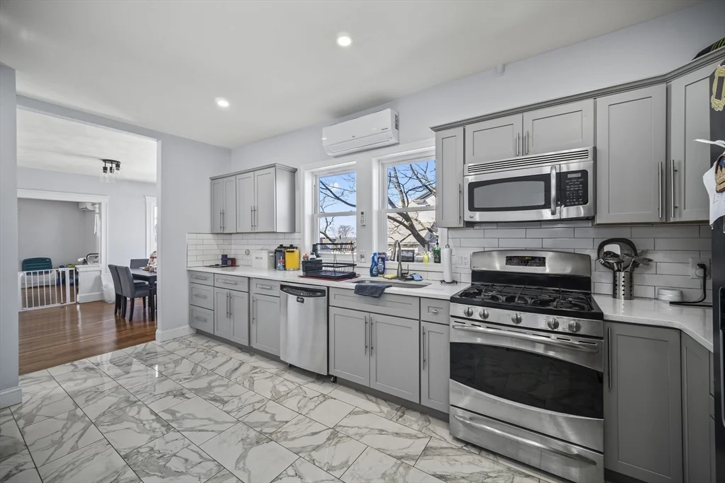 4 bed, 2 bath apartment for rent at 455 Broadway Unit 2, Winter Hill — photo 17 of 30