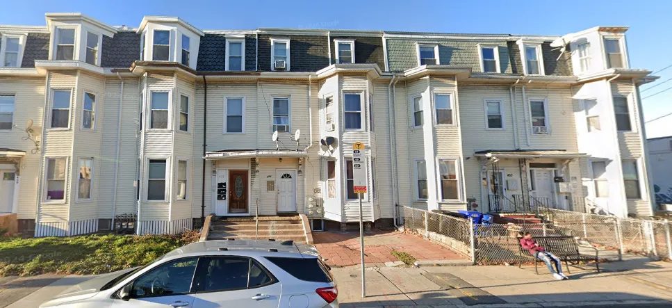 2 bed, 1 bath apartment for rent at 455 Cambridge St Unit 1, Allston