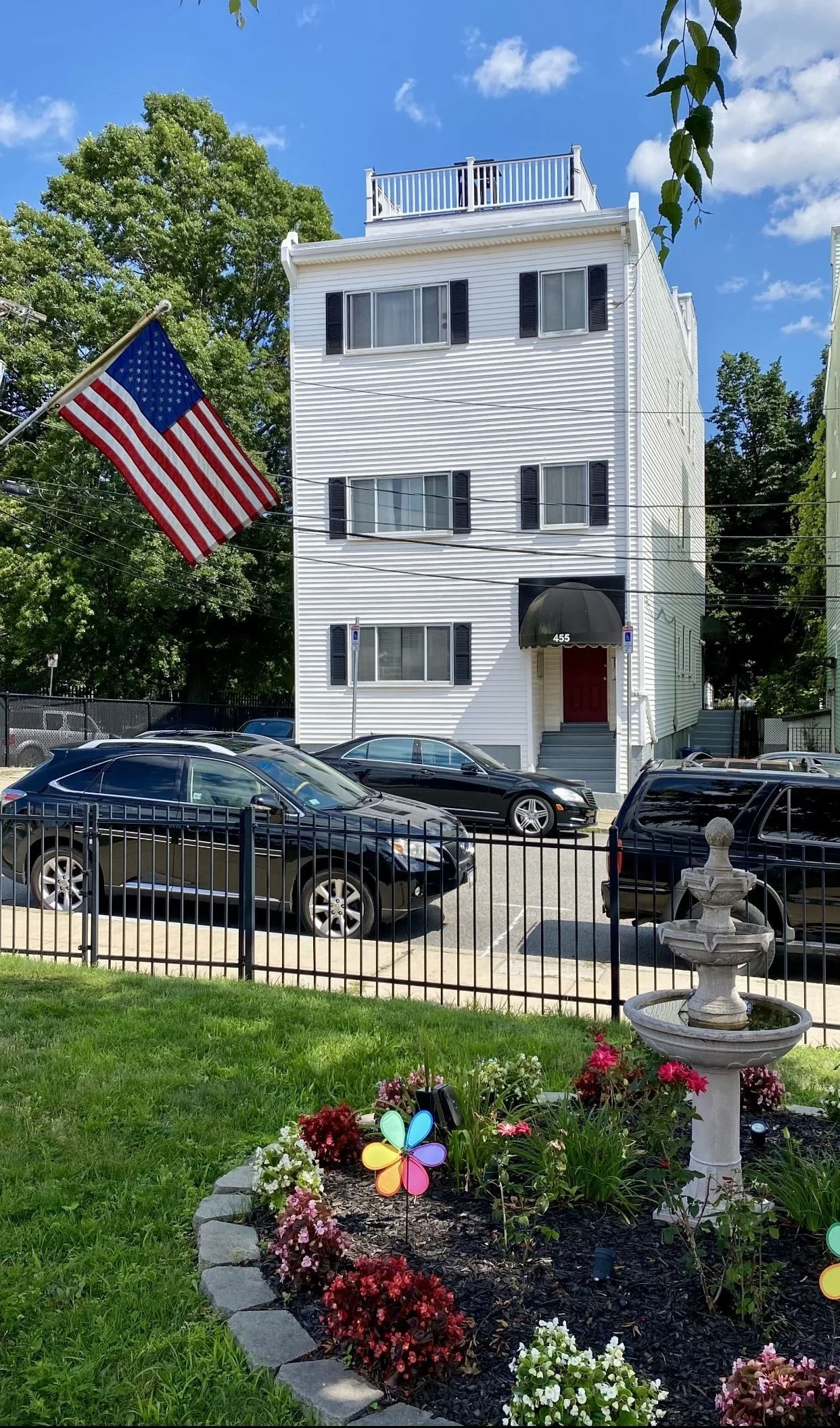 2 bed, 1 bath apartment for rent at 455 Frankfort St Unit 2, East Boston