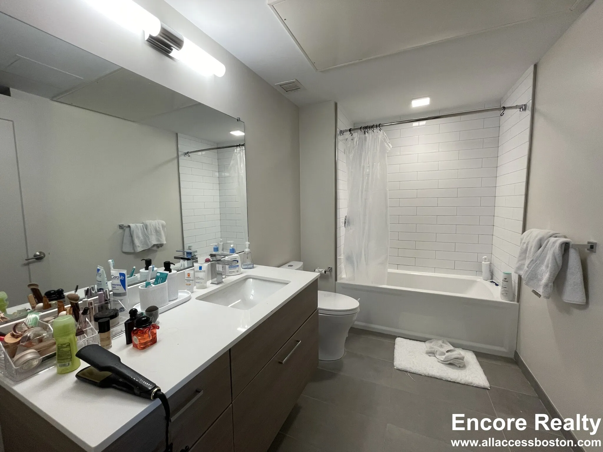 1.5 bed, 1 bath apartment for rent at 455 Harvard St Unit 204N, North Brookline — photo 10 of 26