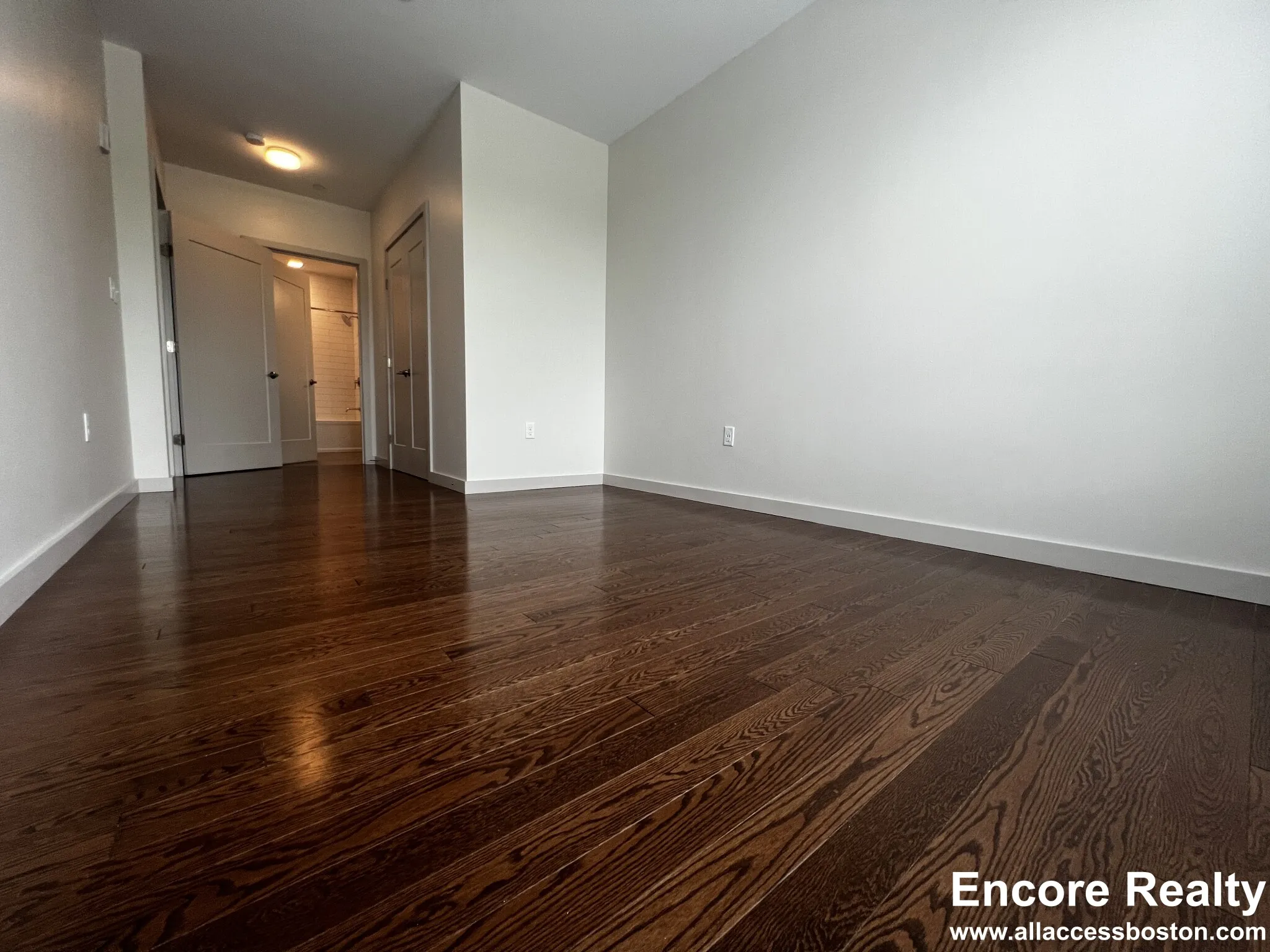 3 bed, 2 bath apartment for rent at 455 Harvard St Unit 305, North Brookline — photo 8 of 22