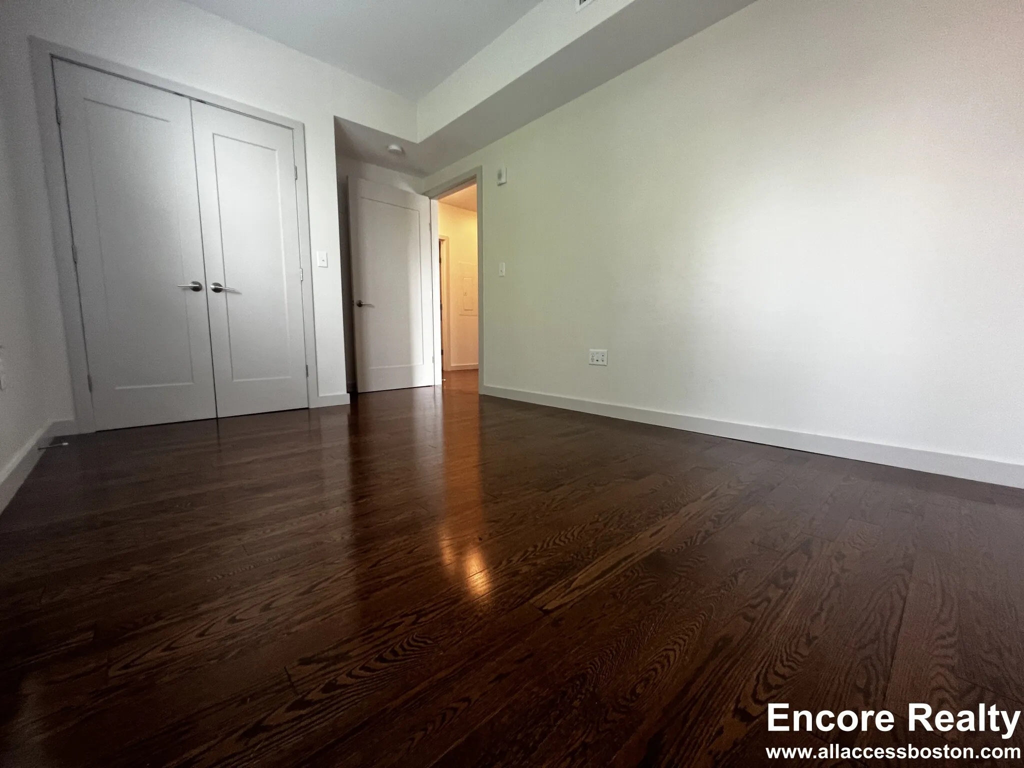 3 bed, 2 bath apartment for rent at 455 Harvard St Unit 305, North Brookline — photo 12 of 22