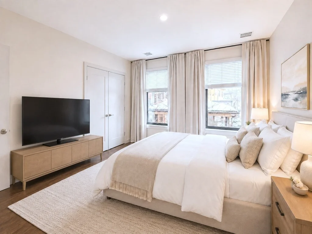 2 bed, 1 bath apartment for rent at 455 Harvard St Unit 306, Coolidge Corner — photo 5 of 8